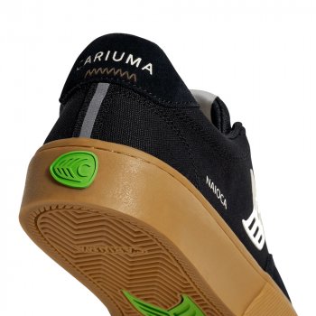 Cariuma Catiba Pro black suede Schuhe
